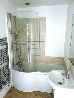 3 bedroom terraced house to rent, Fore Street, Bodmin, Cornwall, PL31