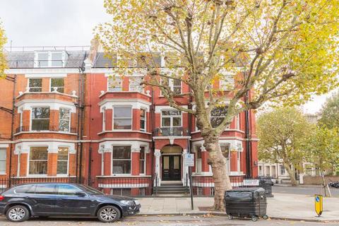 Studio to rent, W9