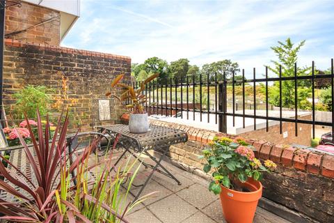 undefined, High Street, Sunninghill, Ascot, Berkshire, SL5
