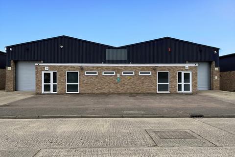 Warehouse to rent, 21-22 Morses Ln Brightlingsea CO7 0SF