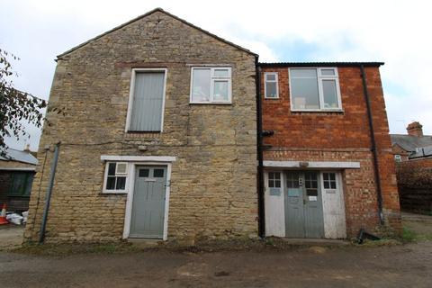 Yardley Rd Olney MK46 5DX