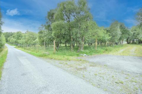 undefined, Land West of Ceilear, Whitebridge