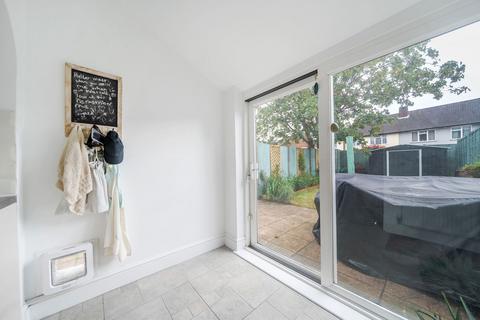 16 Johnson Road, Bromley, BR2 9SN