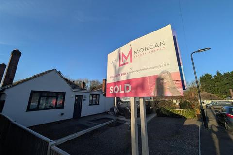 1 Mardon Close, Southampton, SO18 2HP