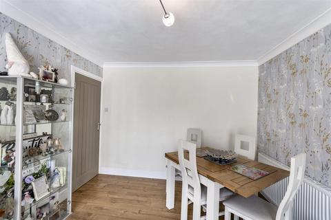2 bedroom semi-detached bungalow for sale, Hawthorne Avenue, South Anston, Sheffield
