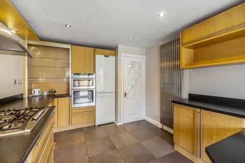 6 Warwick Close, Saxilby, Lincoln, LN1 2FT