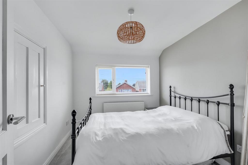 Bedroom 4.jpeg