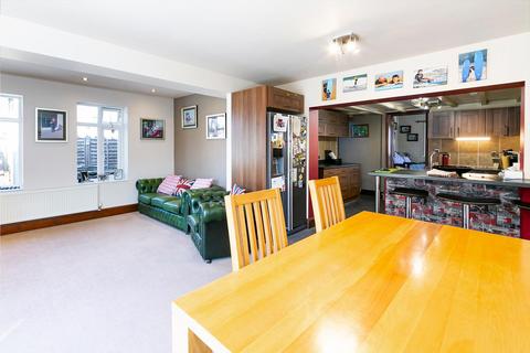 5 bedroom house for sale, 58 High Street, Holme-on-Spalding-Moor, York, YO43 4EN