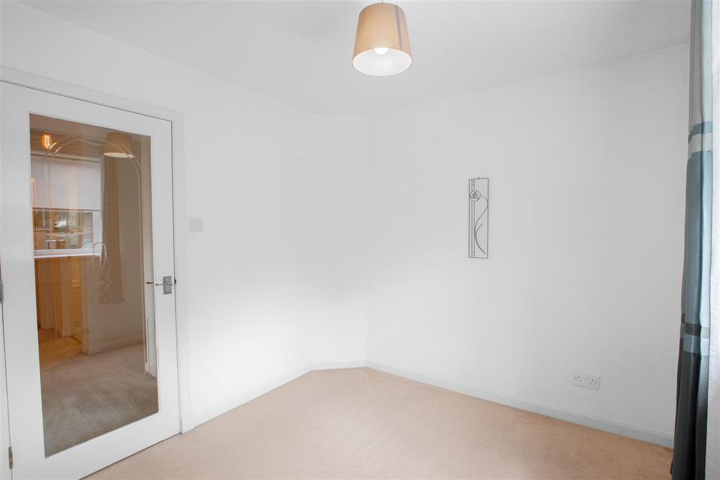 Bedroom.3