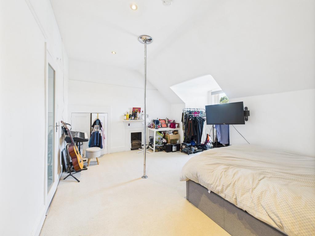 68 Kingsley Road