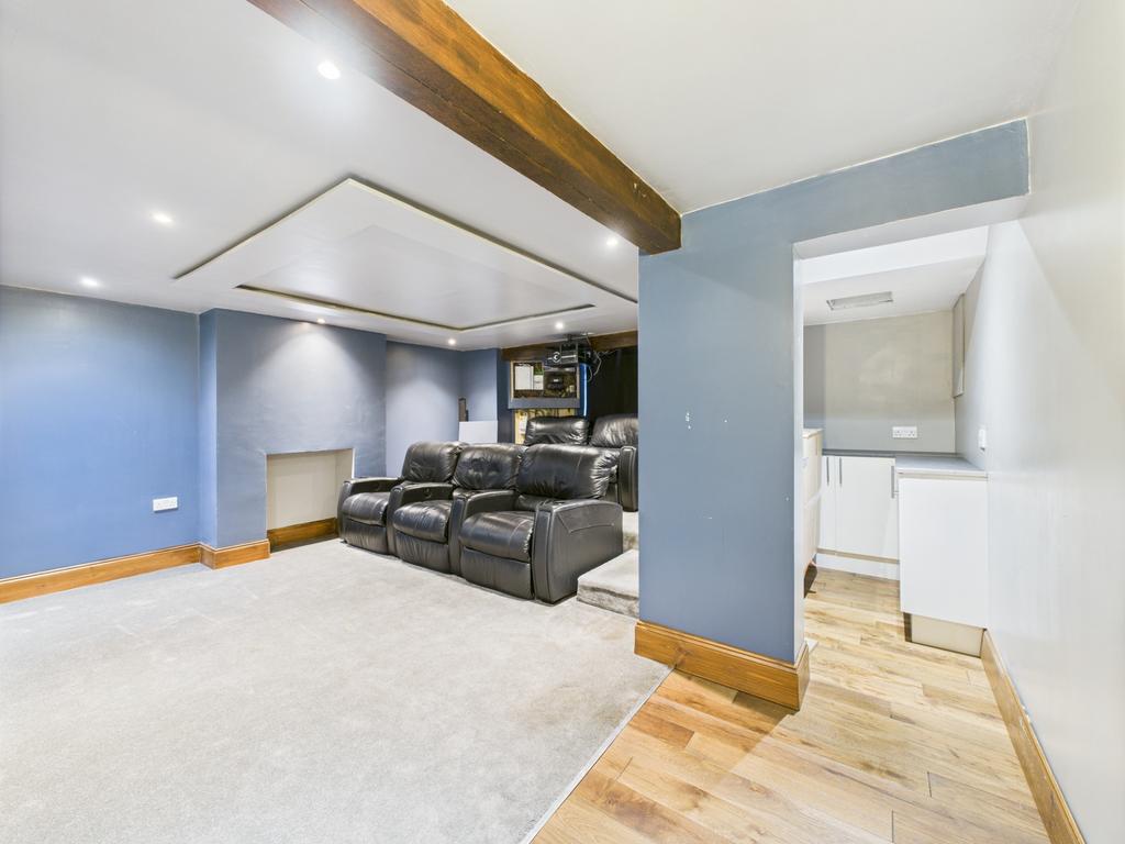 68 Kingsley Road