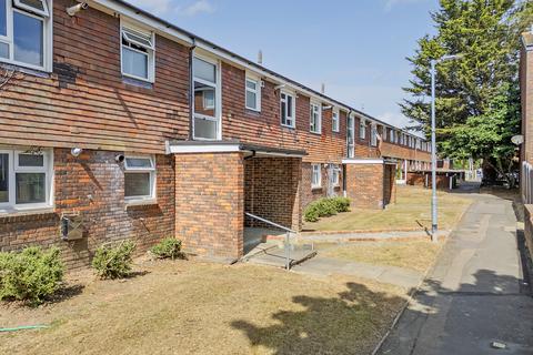 undefined, Sevenoaks Close, Romford, RM3