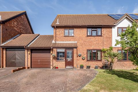 3 bedroom semi-detached house for sale, Middlemead, Folkestone, CT19