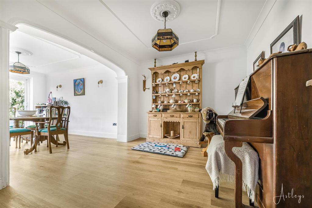 Dining room/sitting room