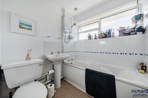 27 Cole Close, Swindon, SN3 5BU