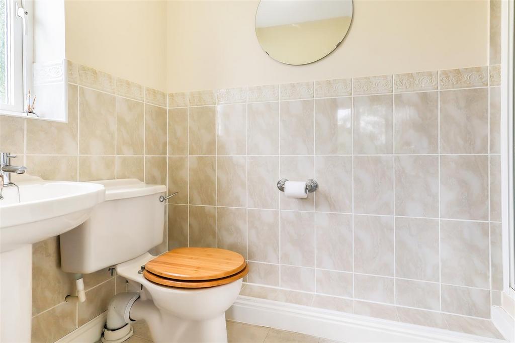 En suite bathroom