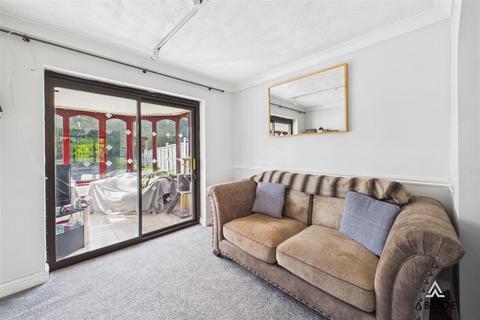 6 Coleridge Drive, Cheadle, Stoke-on-trent, ST10 1XA