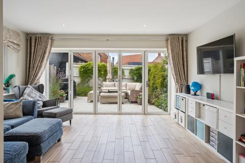 7 Fairfield Close, Haddenham, Aylesbury, HP17 8TW