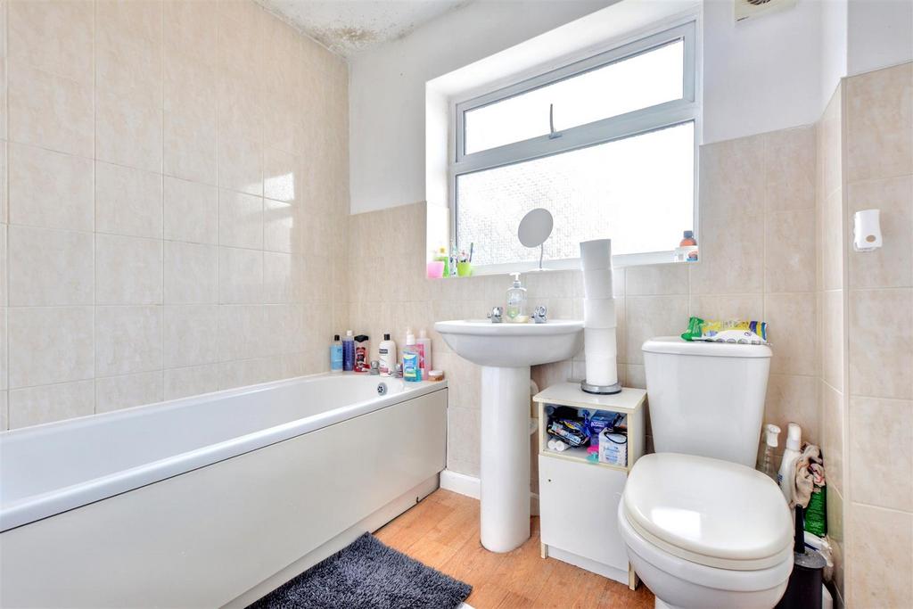 Bathroom.jpeg