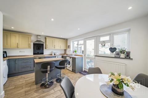 502 Linnet Drive, Chelmsford, CM2 8AN