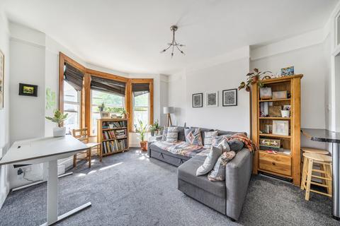 2 bedroom apartment for sale, Barry Road, London