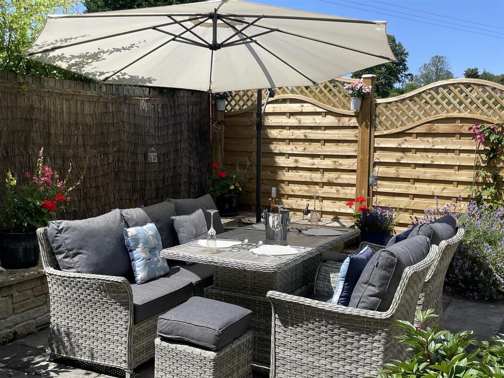 Dining Terrace.JPG