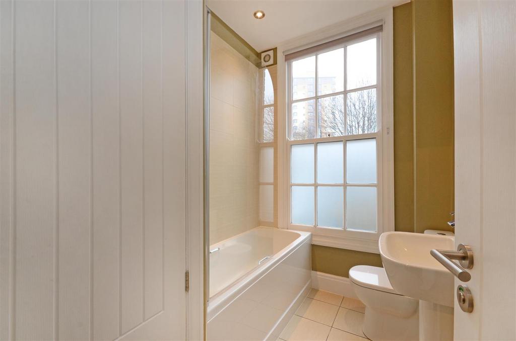 Bathroom.JPG