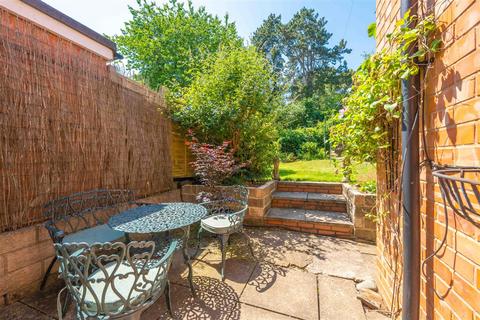 6 Barley Close, Henley-in-arden, B95 5HU