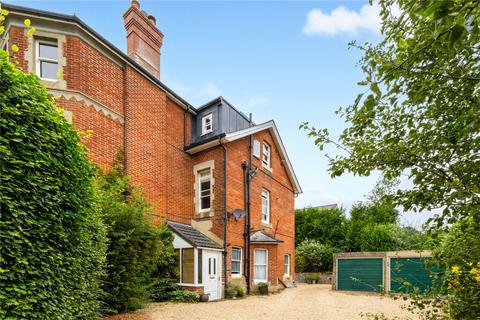 undefined, Barnes Close, Winchester, Hampshire, SO23
