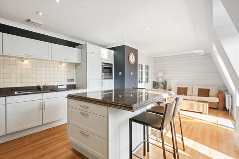3 bedroom flat for sale, The Broad Walk, Imperial Square, Cheltenham, Gloucestershire, GL50