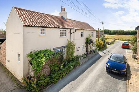 4 bedroom detached house for sale, West End, Ulleskelf, Tadcaster, North Yorkshire, LS24