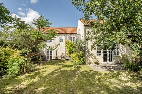 4 bedroom detached house for sale, West End, Ulleskelf, Tadcaster, North Yorkshire, LS24