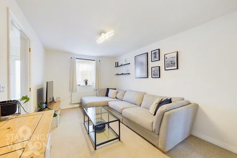 3 bedroom detached house for sale, Solario Road, Queens Hill, Norwich
