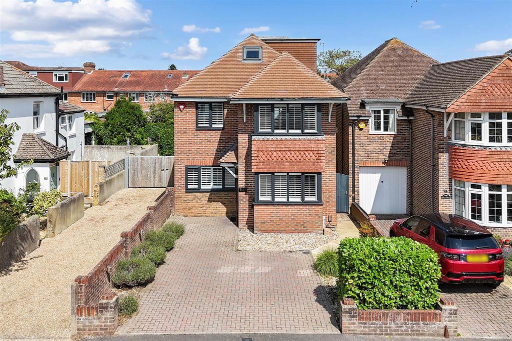 Wallace Mews, 1-003.jpg