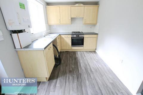 3 bedroom semi-detached house to rent, Bierley Lane , Bradford , West Yorkshire , BD4