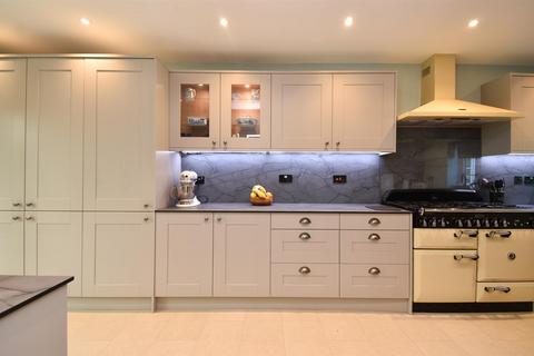 4 bedroom detached house for sale, Westfield Lane, St. Leonards-On-Sea