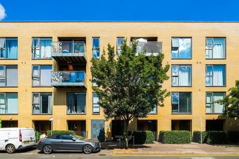 2 bedroom apartment for sale, Hickman Avenue, Highams Park