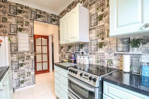 1 bedroom flat to rent, Bath Street, Southport PR9