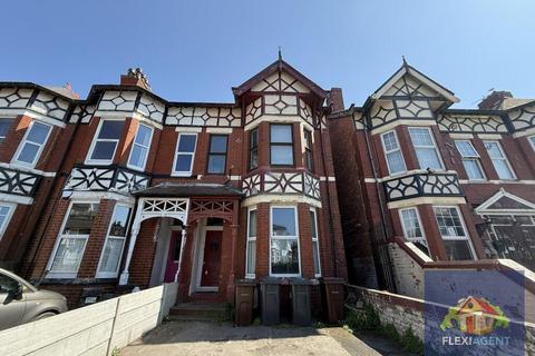1 bedroom apartment to rent, King Street, Southport PR8