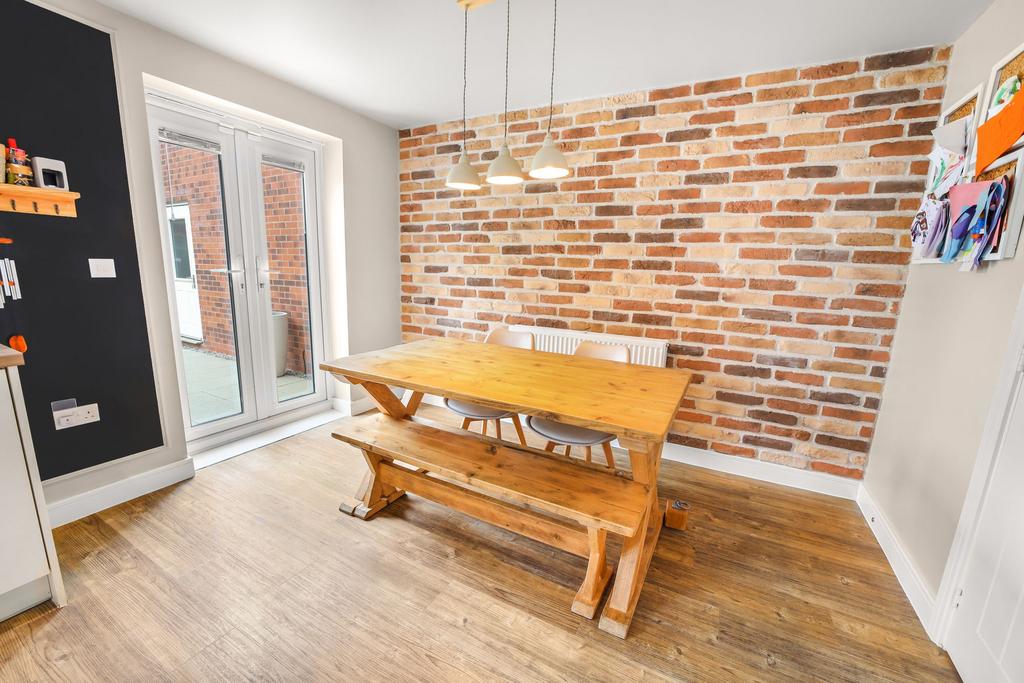 Kitchen/Dining Room