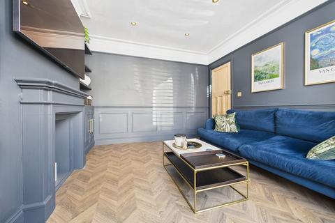 1 Abbey Grove, Nottingham, NG3 3AU
