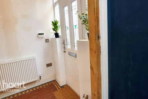 2 bedroom semi-detached house for sale, Albert Street, Leicester