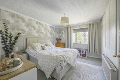 44 Ascham Road, Grange Park, Swindon, SN5 6BG