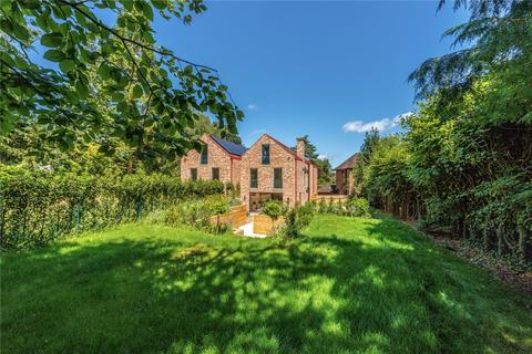 Loom Place, Radlett, Hertfordshire, WD7