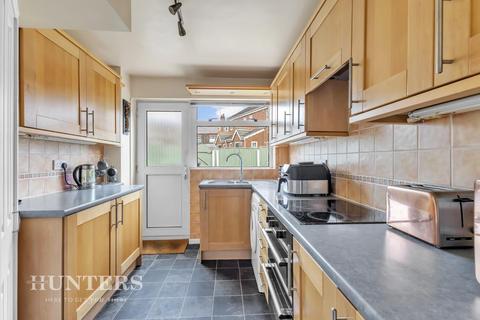 16 Swallow Street, Oldham, OL8 4LD
