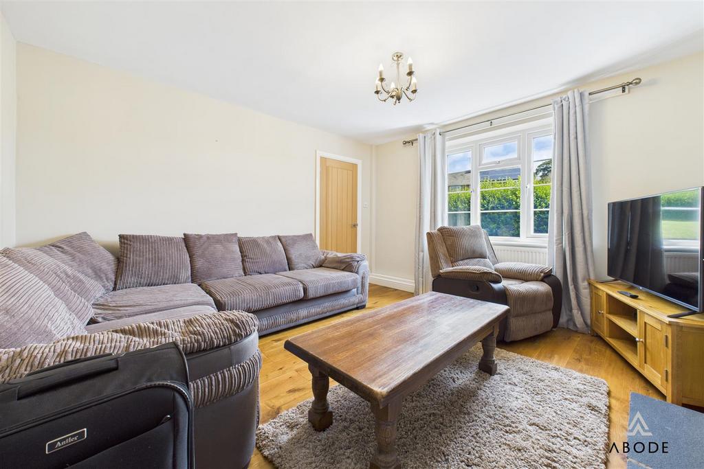 CAM03473 G0-PR0406-STILL005.jpg