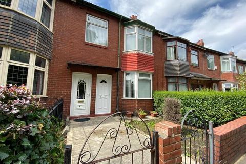 3 bedroom apartment to rent, Saltwell View, Saltwell, Gateshead
