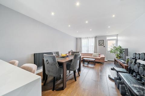 2 bedroom terraced house for sale, Lonsdale Close, London