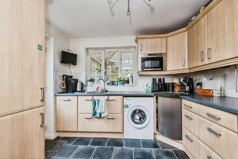 3 bedroom detached house for sale, Spinners Way, Cleckheaton BD19