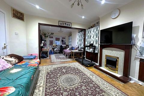 3 Bomer Close, Sipson, West Drayton, UB7 0JP